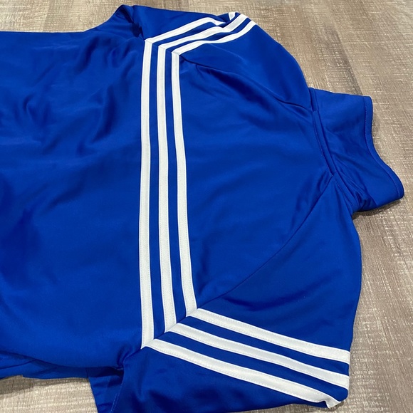 Adidas women’s track jacket - Picture 7 of 9